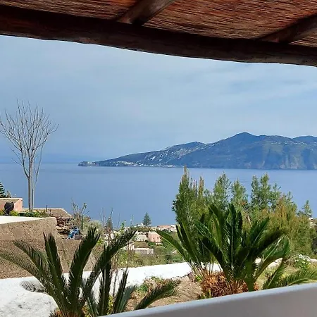 Vacanze Marina Longo Дом отдыха Санта-Марина-Салина